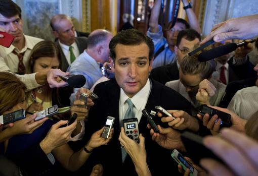 El republicano Ted Cruz impulsó su carrera política gracias al filibusterismo. En 2013 habló durante algo más de 21 horas para intentar frenar la financiación del 'Obamacare'