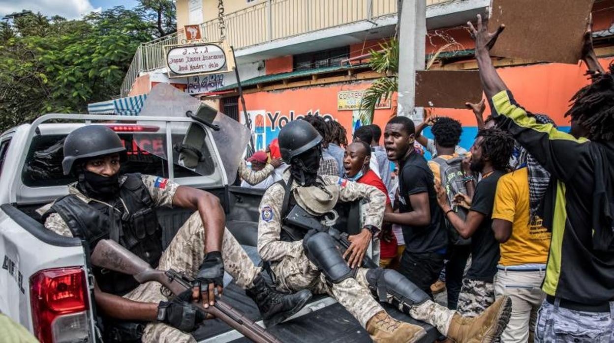 Protesta en Puerto Príncipe en diciembre de 2020 ante el aumento de los secuestros en Haití