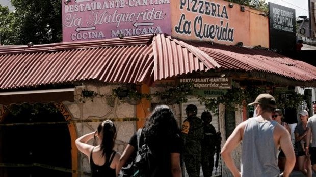 El Gobierno alemán aconseja permanecer en los hoteles tras la muerte a balazos de dos turistas en México
