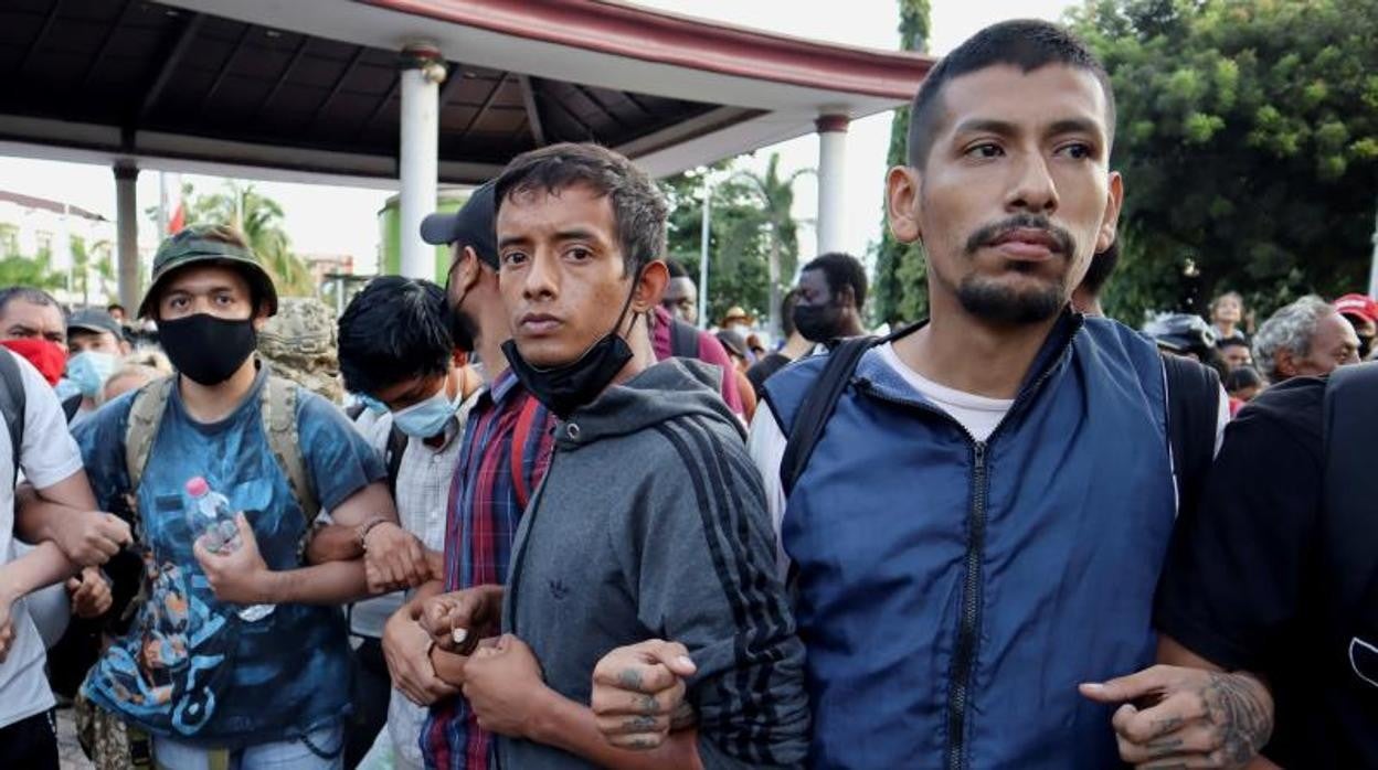 Emigrantes centroamericanos, ayer en el estado mexicano de Chiapas, de camino a EE.UU.