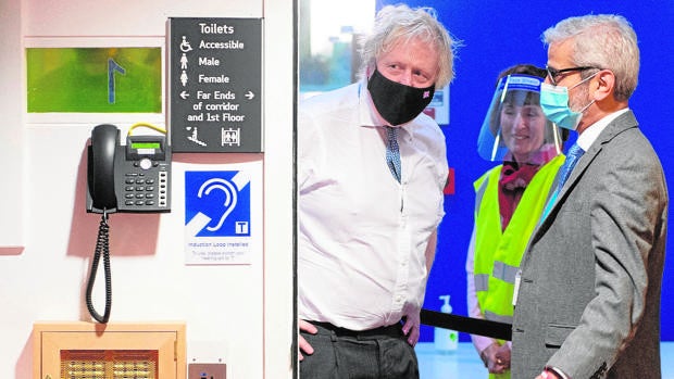 Un año de Brexit con la inmigración ilegal desbocada en el Canal