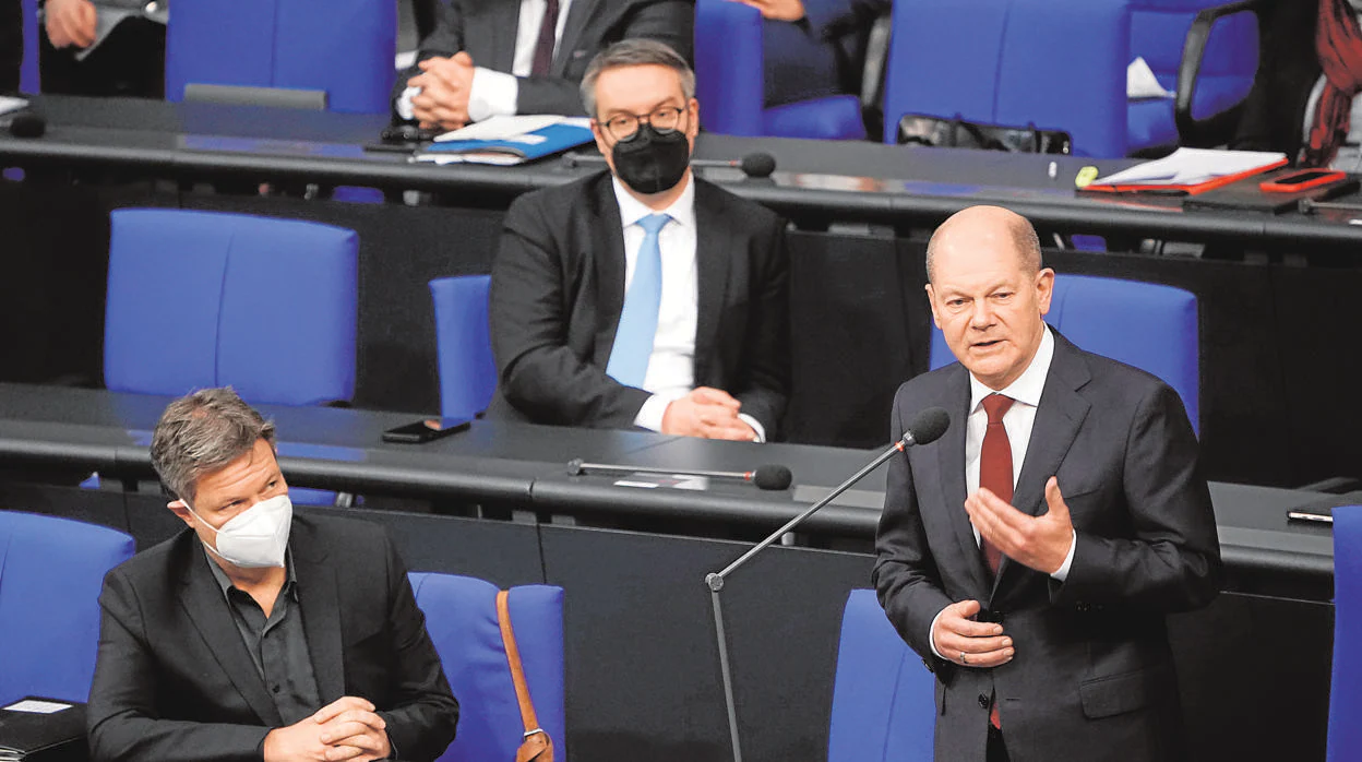Scholz ayer en el Parlamento alemán