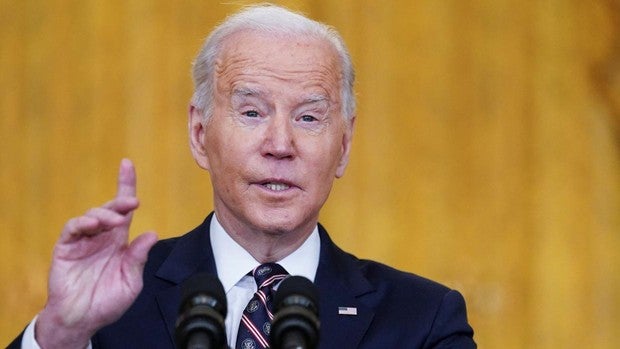 Biden ordena sanciones contra Rusia y aísla al Kremlin de los mercados financieros