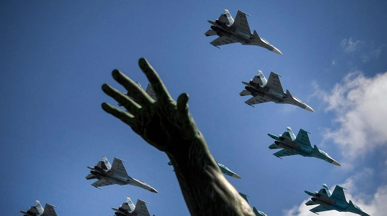 Cuatro cazas rusos violan el espacio aéreo de Suecia, denuncia el Ejército sueco