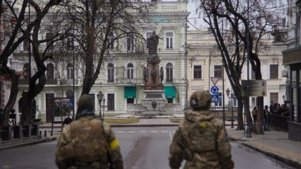 Por qué Rusia está desesperada por hacerse con Mariúpol y Odesa