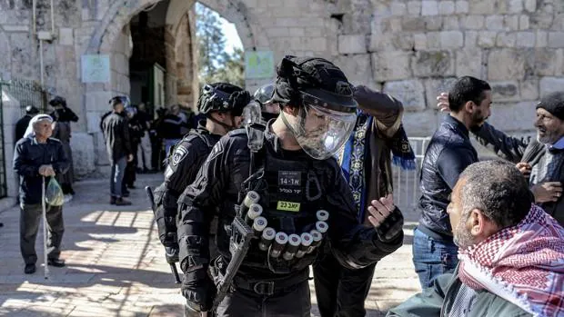 Más de 150 heridos por disturbios en la Explanada de las Mezquitas de Jerusalén