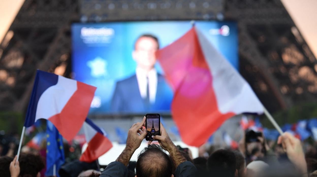 José M. de Areilza: Macron hace de Macron