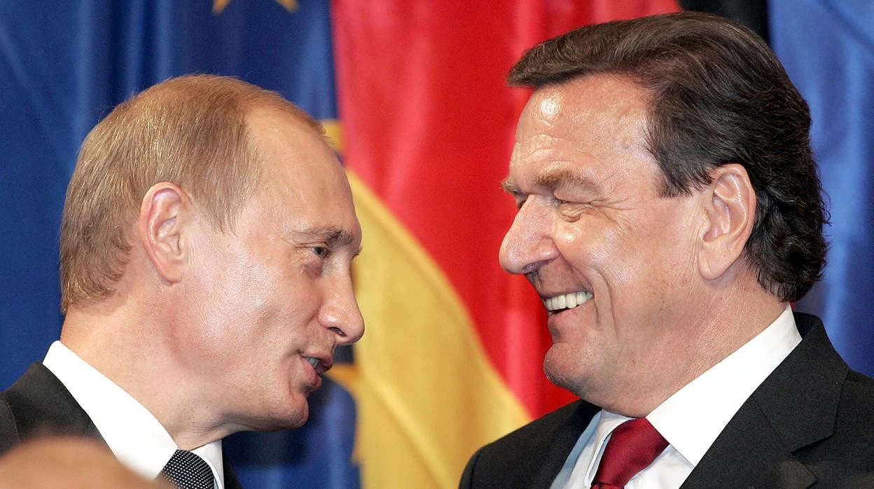 Vladimir Putin y Gerard Schröder