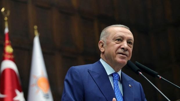 Suecia promete no apoyar a organizaciones terroristas para que Turquía no vete su entrada en la OTAN