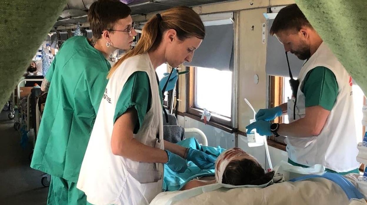 Uno de los vagones medicalizados de Médicos sin Fronteras