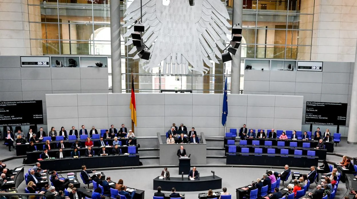 Olaf Scholz habla ante el Bundestag