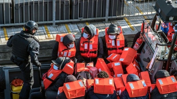 «Estamos listos para morir, pero no para ser deportados a Ruanda»