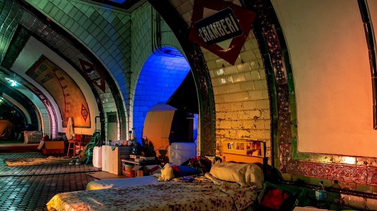 Recreación de un refugio antiaéreo ucraniano en el Andén 0 Estación Museo Chamberí