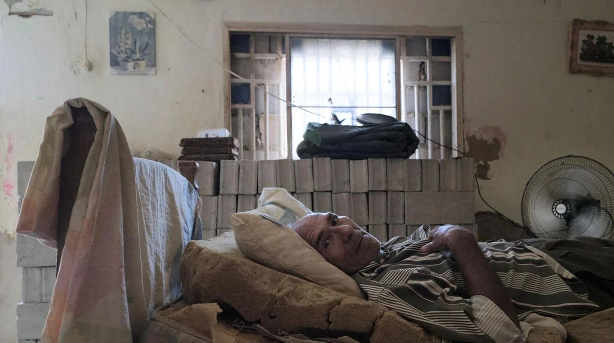 Gilberto Cardoso, de 74 años,lleva postrado en la cama cerca de un año por culpa de una hernia inguinal