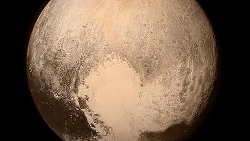 Vista de Plutón desde la nave «New Horizons»