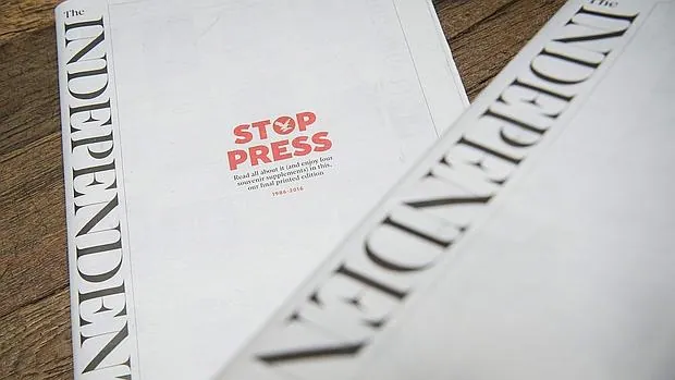26 de marzo de 2016: última portada impresa del diario británico «The Independent», una plana blanca y con las palabras «Stop press (Stop a la prensa) sobreimpresas