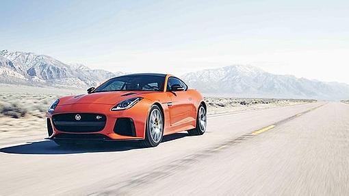 Jaguar F-TYPE SVR