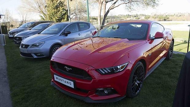 El Ford Mustang y la Honda RC 213 V-S, ganadores de los Schibsted Motor Awards