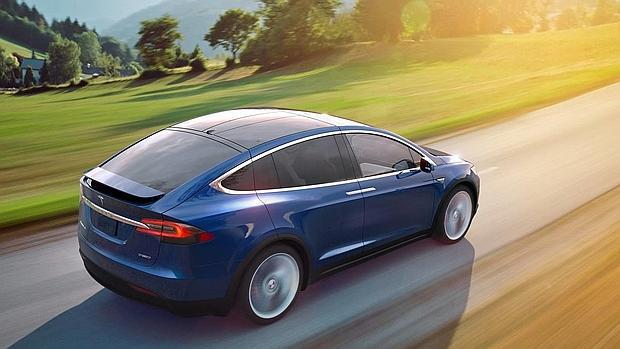 Tesla llama a revisión su Model X por un problema en la tercera fila de asientos