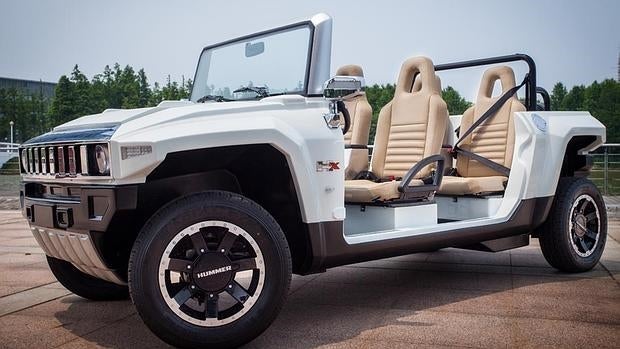 El HX-T Limo, el Hummer para los campos de golf