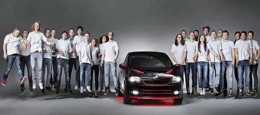 Los alumnos que han participado en el desarrollo del Skoda Atero