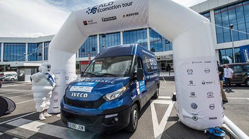 El Iveco Daily a punto de iniciar su recorrido