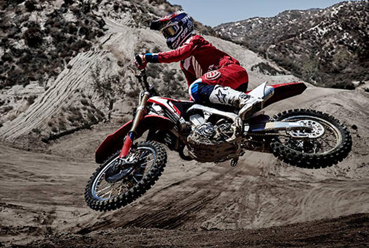 Honda presenta sus nuevas motos: la CRF450R y la CRF450RX