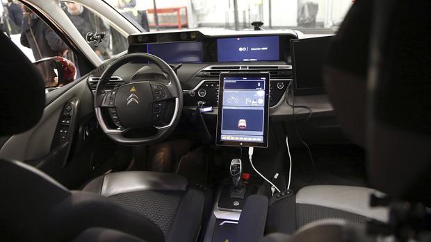 El coche sin conductor llegará al público general en 2025