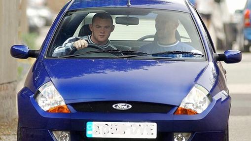 Rooney es fiel a su veterano Ford Sport Ka