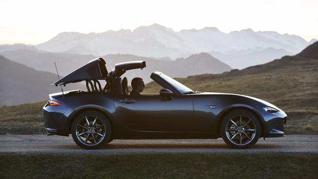 Mazda MX-5 RF, diversión en cualquier circunstancia