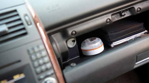 Guardado en la guantera el Help Flash apenas ocupa sitio