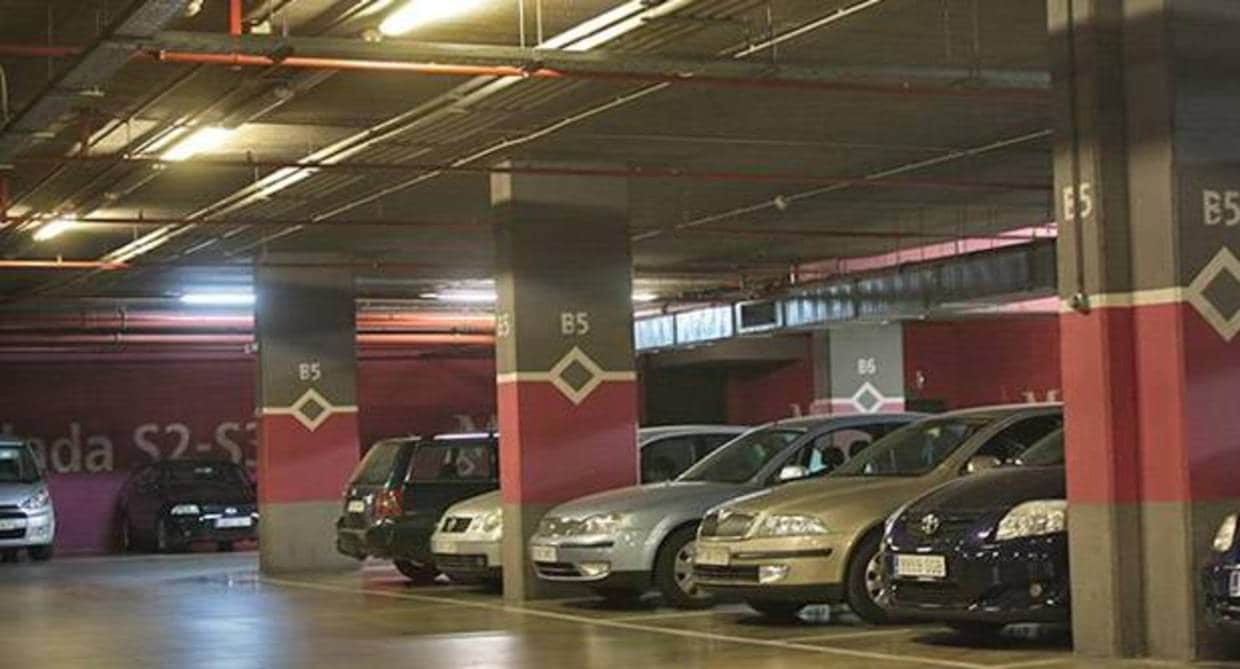 Los españoles dedican entre entre 5 y 15 minutos diarios a buscar plaza de aparcamiento