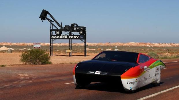 World Solar Challenge: la carrera de los locos cacharros solares