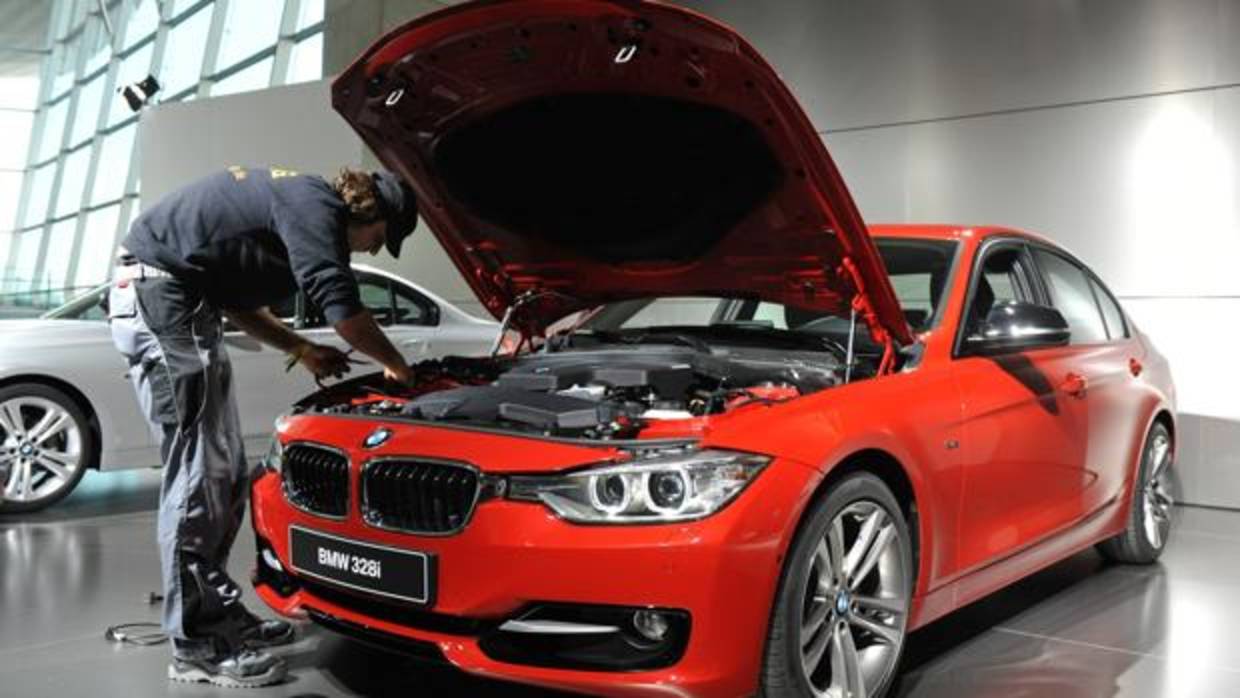 BMW revisará más de un millón de vehículos en EE.UU. por riesgo de incendio