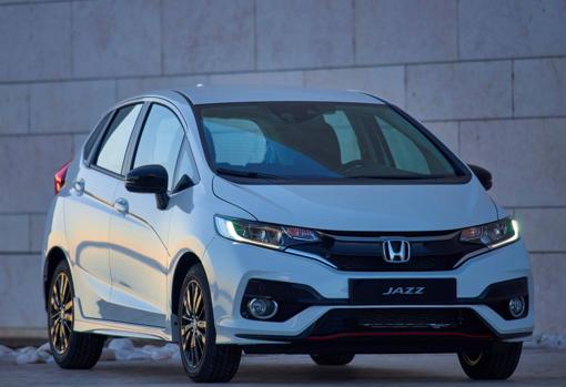 Nueva estética y motor de gasolina para el Honda Jazz