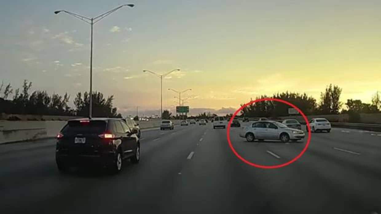 Vídeo: la maniobra a lo «Fast &amp; Furious» que logró evitar un accidente en plena autovía