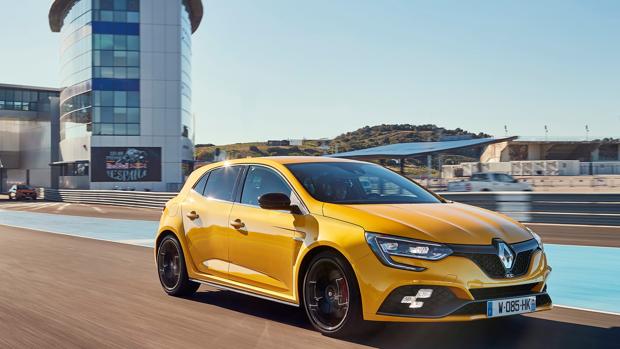 Esta es la tercera generación Megane RS, para carretera y circuito