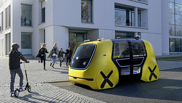 Volkswagen desarrollará robots autónomos para la carga de coches eléctricos