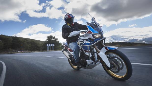 De ruta con la nueva Honda Africa Twin Adventure Sports 2018