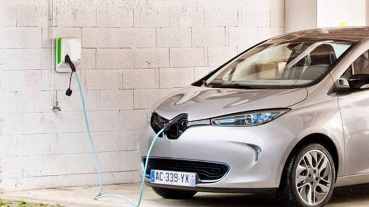 Un coche eléctrico puede suponer un ahorro de 29.000 euros en ocho años de vida útil