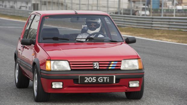 Muere Gérard Welter, el diseñador del Peugeot 205