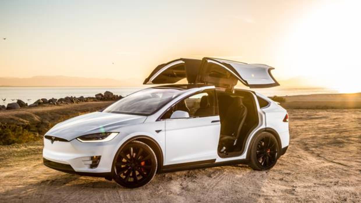 Tesla se hunde en Bolsa tras el accidente mortal de un Model X