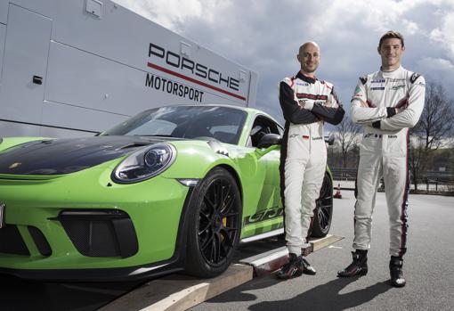 El Porsche 911 GT3 RS se hace con Nürburgring en solo  6:56.4 minutos