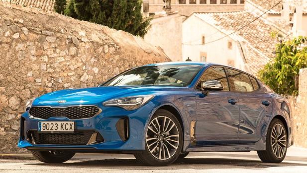 KIA Stinger: la berlina más deportiva viene de Corea