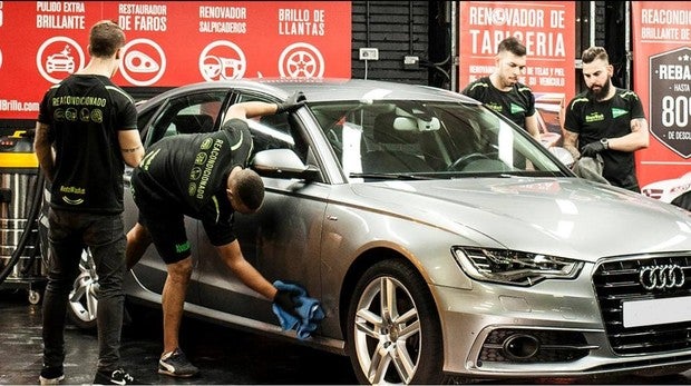 El frotar se va a acabar: nanotecnología para el lavado de coches