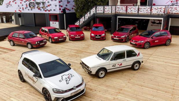 «GTI coming home»: siete generaciones del Golf GTI bajo el mismo techo
