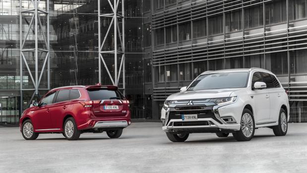 Mitsubishi Outlander PHEV: SUV híbrido enchufable con tracción total, ideal para la ciudad