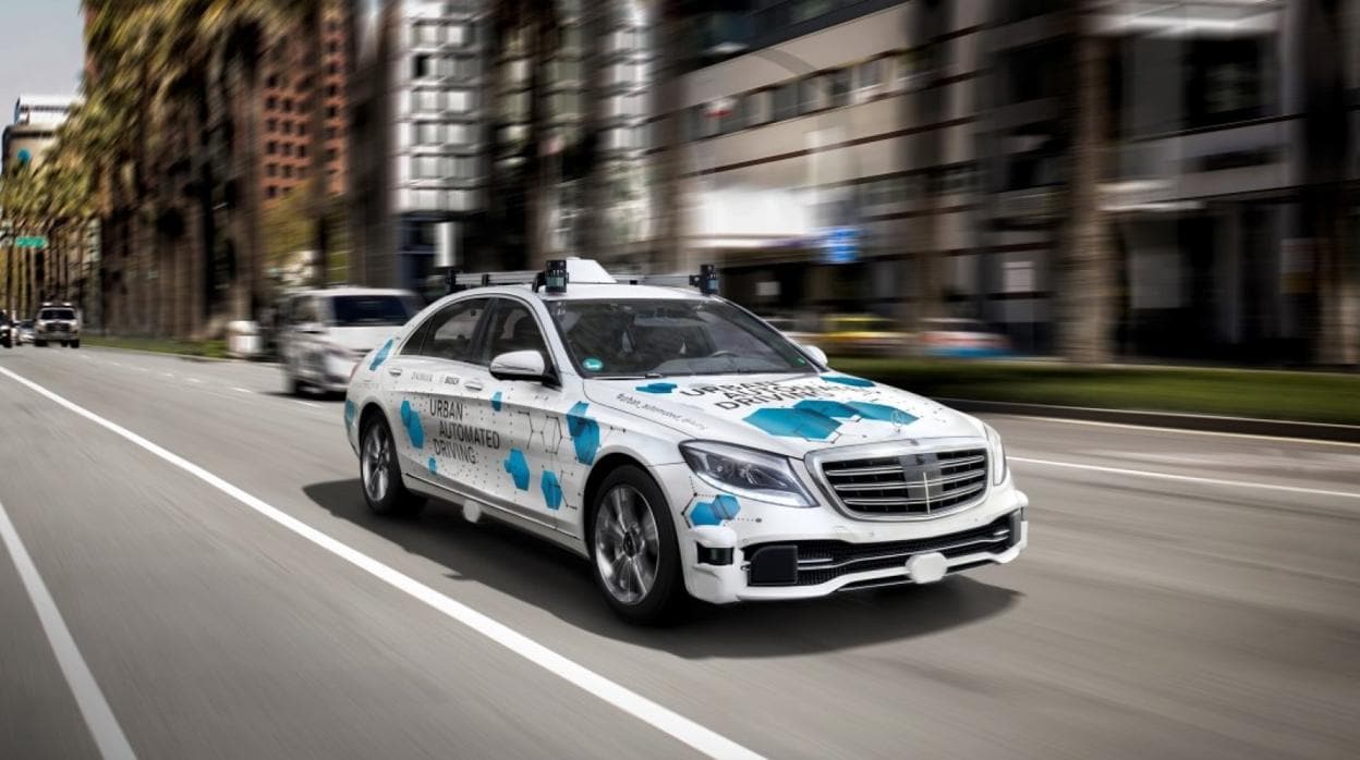 Los primeros Mercedes autónomos llegarán en 2019