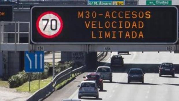 Por qué circular a 70 no reduce la contaminación