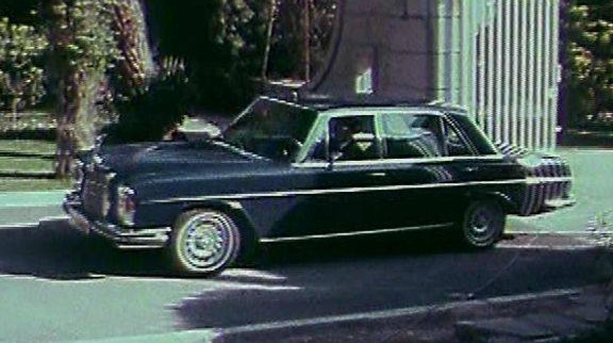 Vendido el Mercedes que usaron los Reyes en los años setenta por 19.000 euros